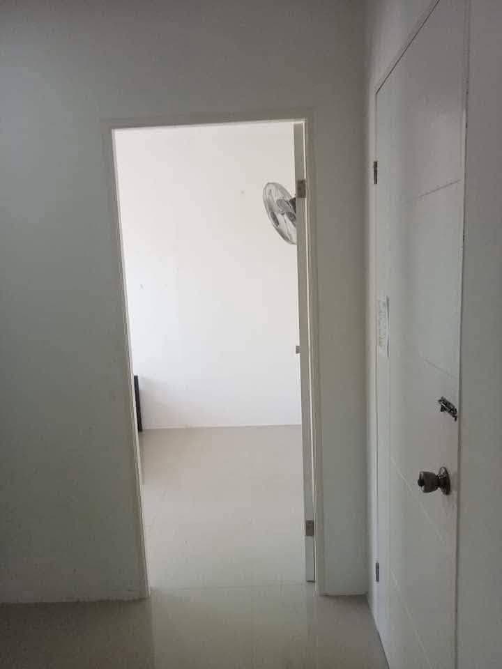 🏠  Las Pinas 1Bedroom with Sala, Kitchen and Balcony for Rent. - photo 5