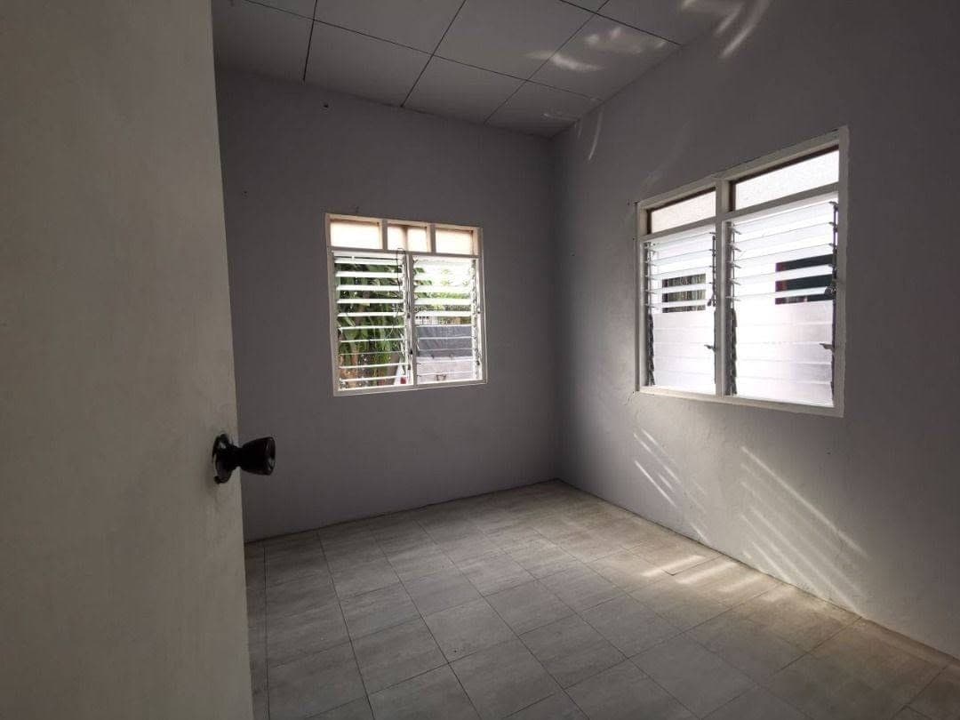 Affordable Room for Rent San Francisco Subd. Almanza Uno Las Pinas City Near SM Southmall - photo 2