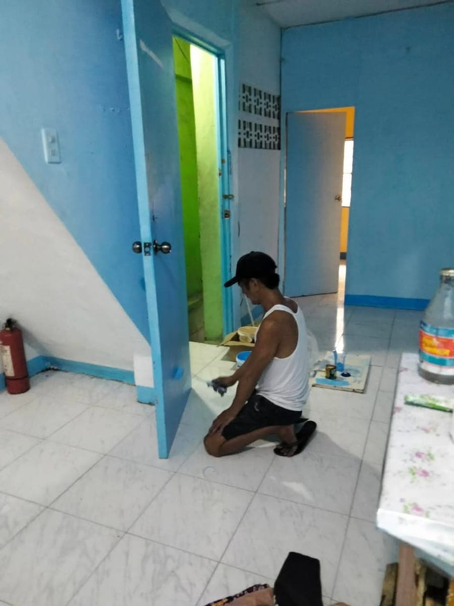 for rent na po Ang aming 2nd floor Hindi mahigpit newly renovated pet friendly flood free 1 bedroom... - photo 3