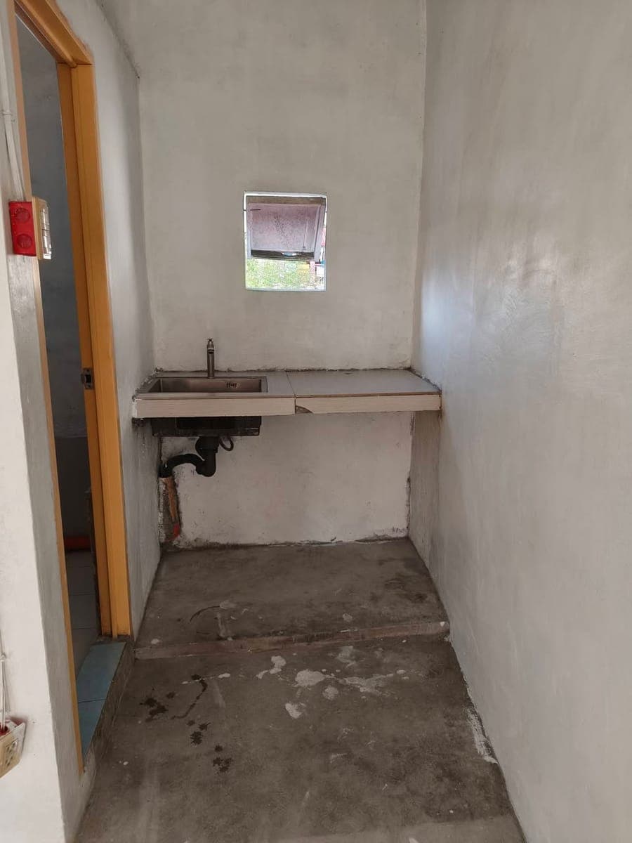 Room for Rent - photo 4