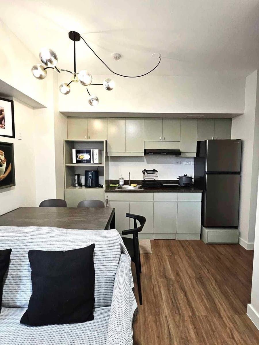 1BR RUSH FOR RENT‼️NEAR 📍AYALA MALLS FELIZ & SM MARIKINA - photo 1