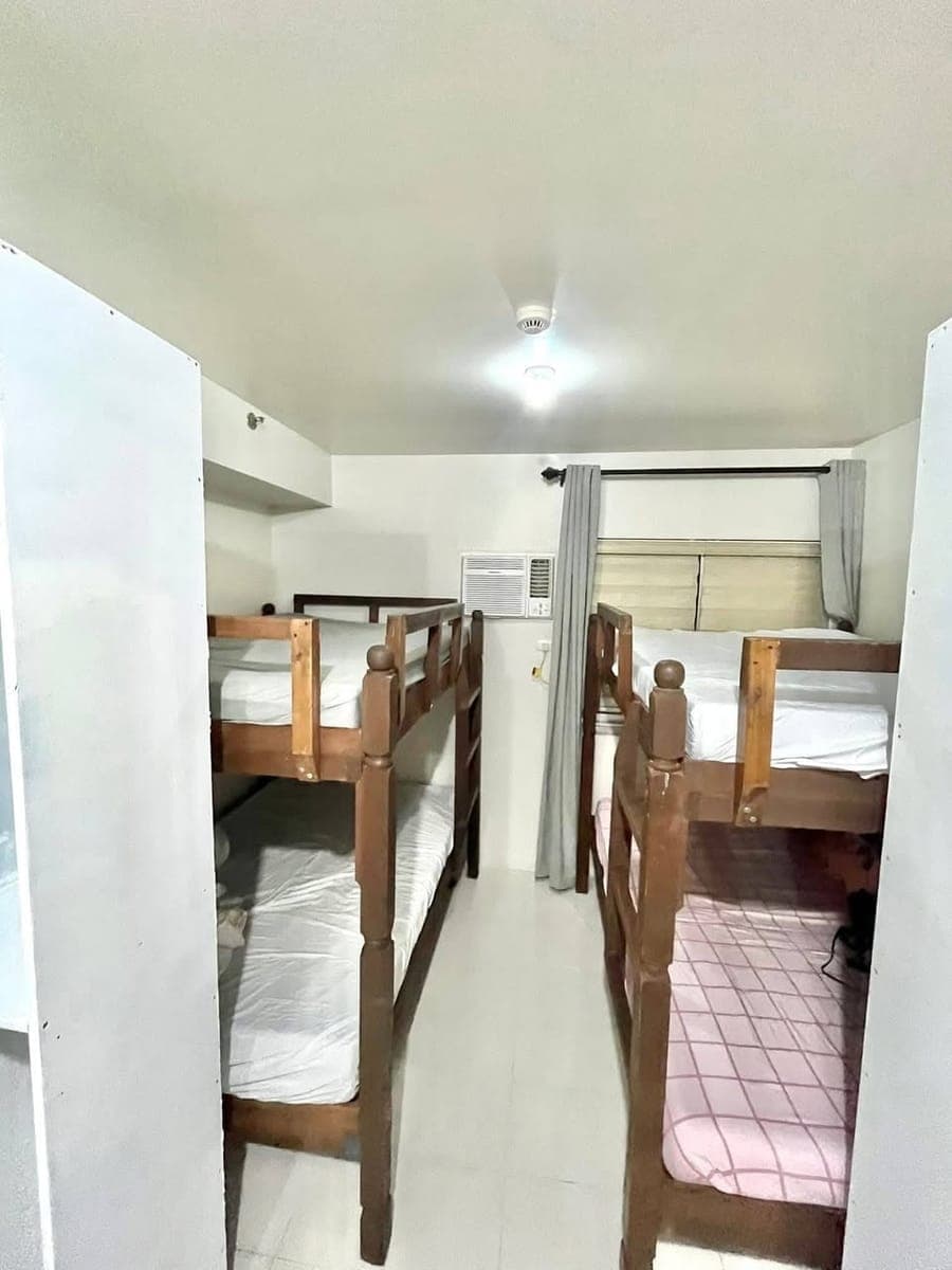 ‼️ LOOKING FOR FEMALE REPLACEMENT – CONDO SHARING BEDSPACE ‼️ - photo 4