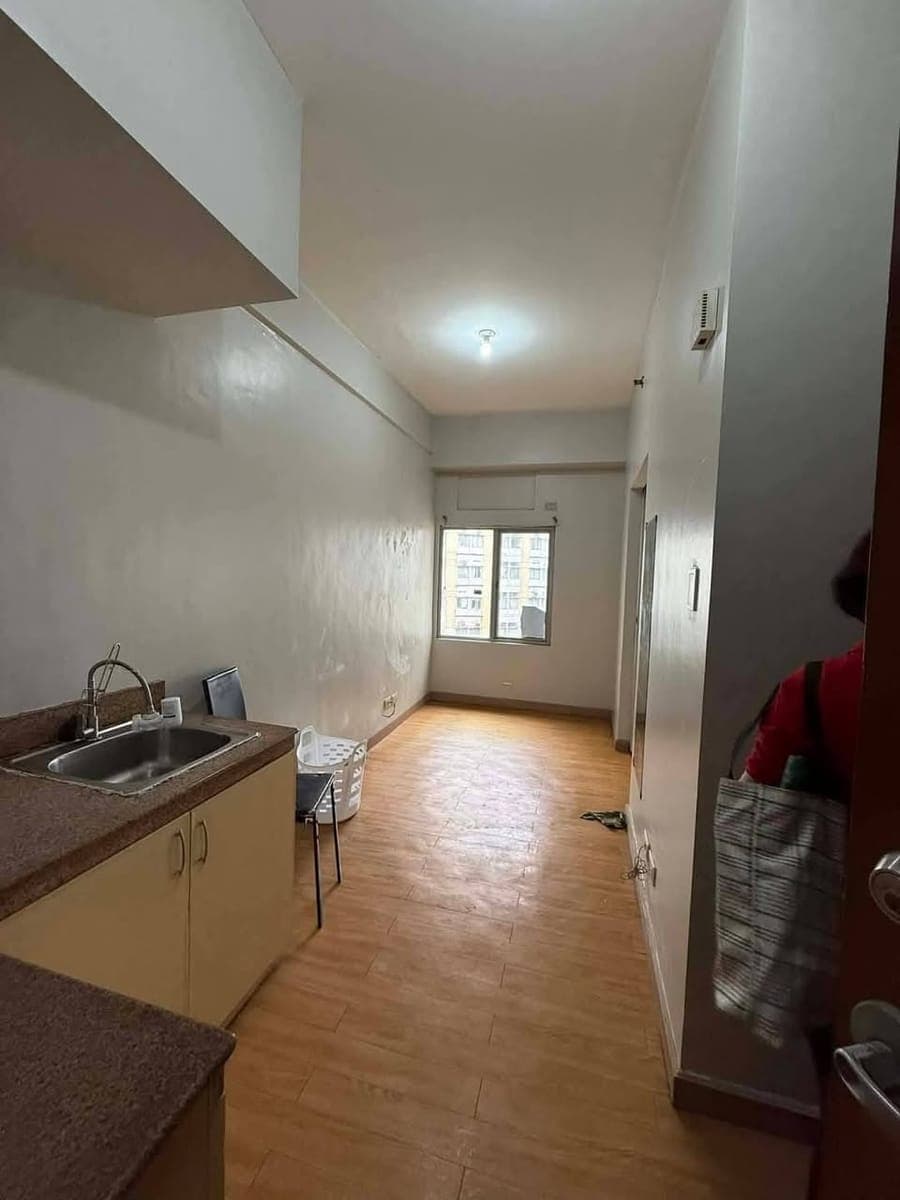 CONDO FOR RENT - photo 1