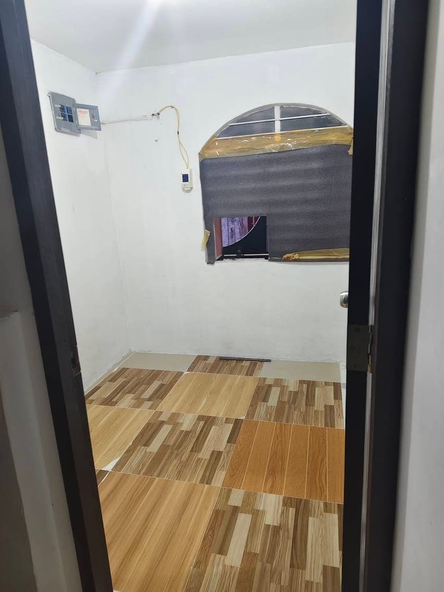 Apartment for rent with 1 room pwde na lagyan aircon salpak na lang at Arciaga comp. Bago mag should... - photo 3