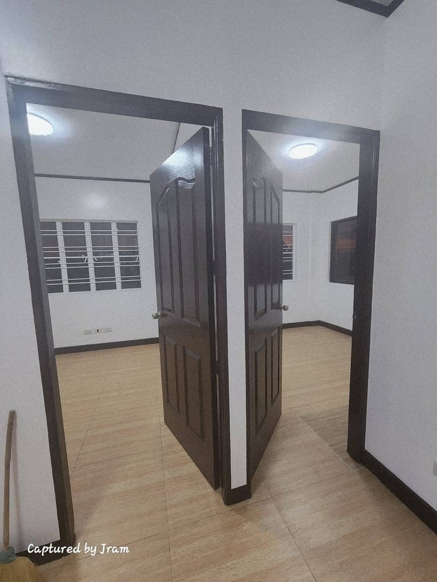 🏡 3-Storey House for Rent - photo 4