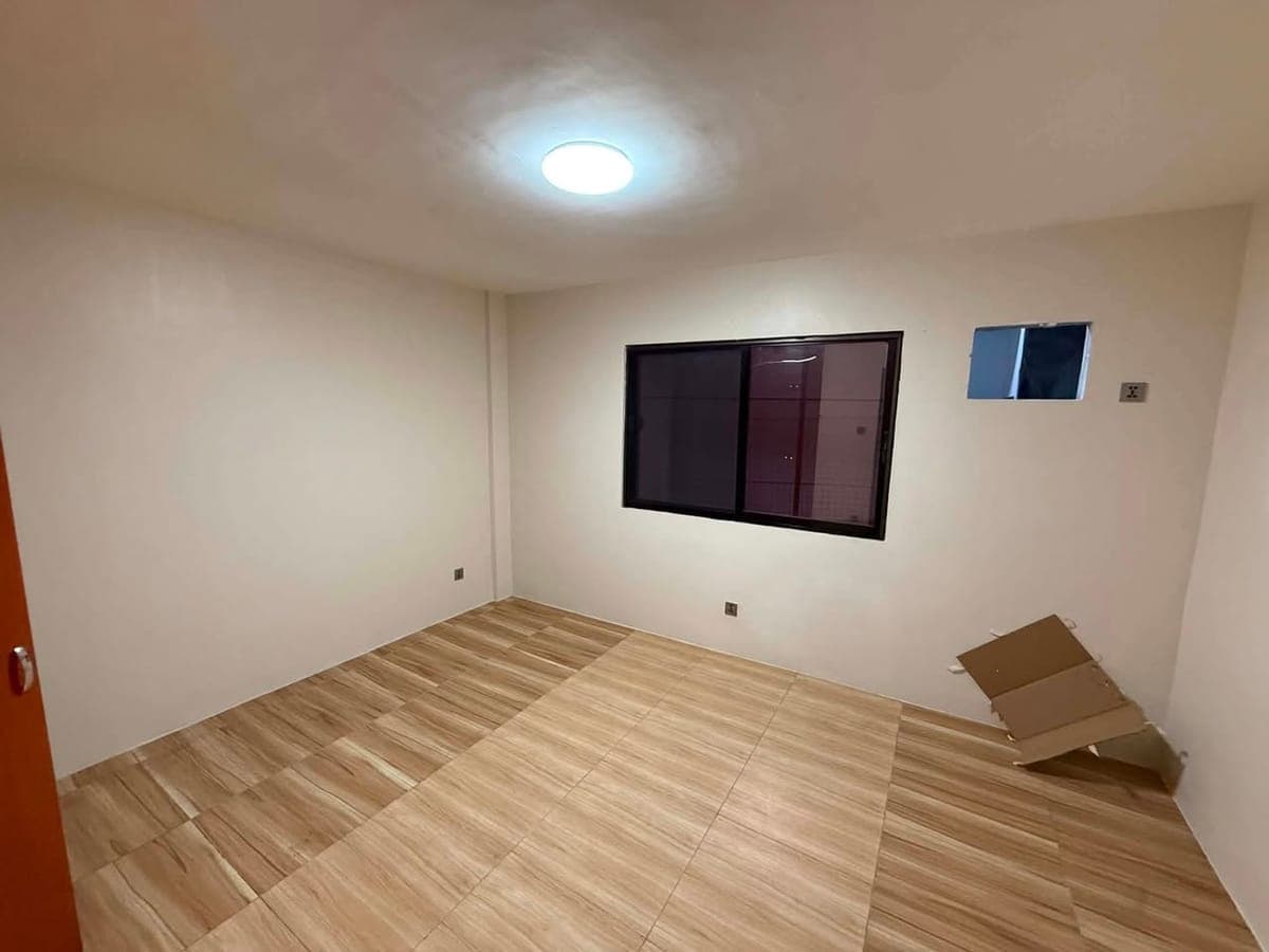 2BR 2-storey Apartment with car parking for RENT in Pasig - photo 4