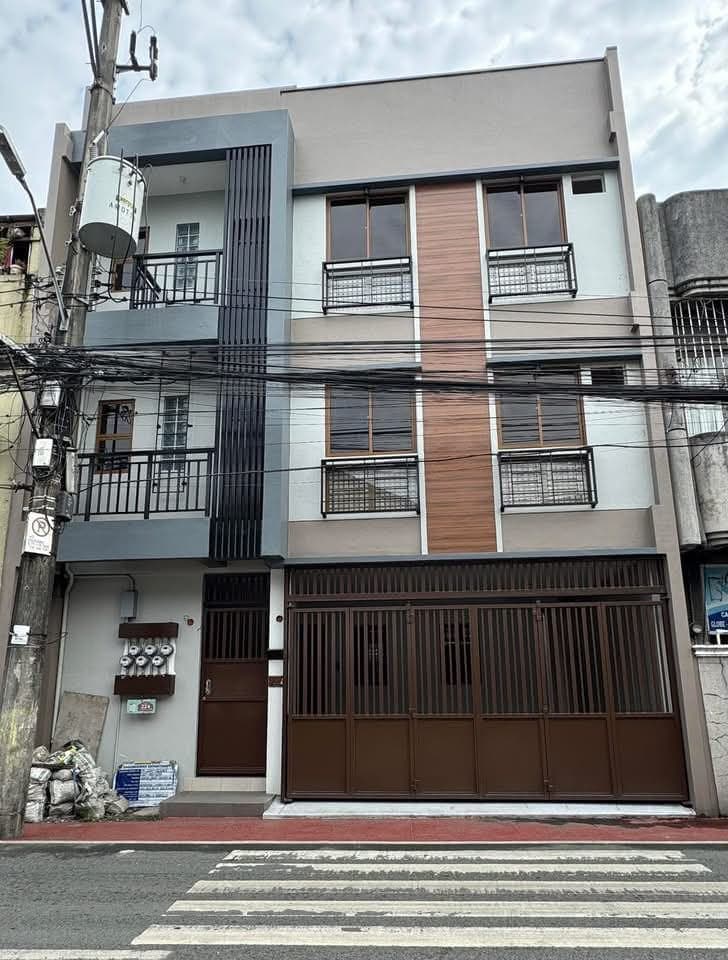 ‼️FOR RENT : NEWLY BUILT CONDO STYLE APARTMENT‼️ - photo 1