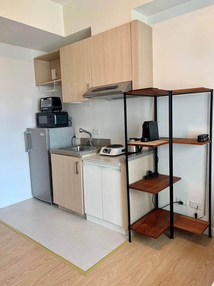 𝐅𝐎𝐑 𝐑𝐄𝐍𝐓: Fully Furnished Studio Unit at The Grove by Rockwell, C-5, Pasig City - photo 3