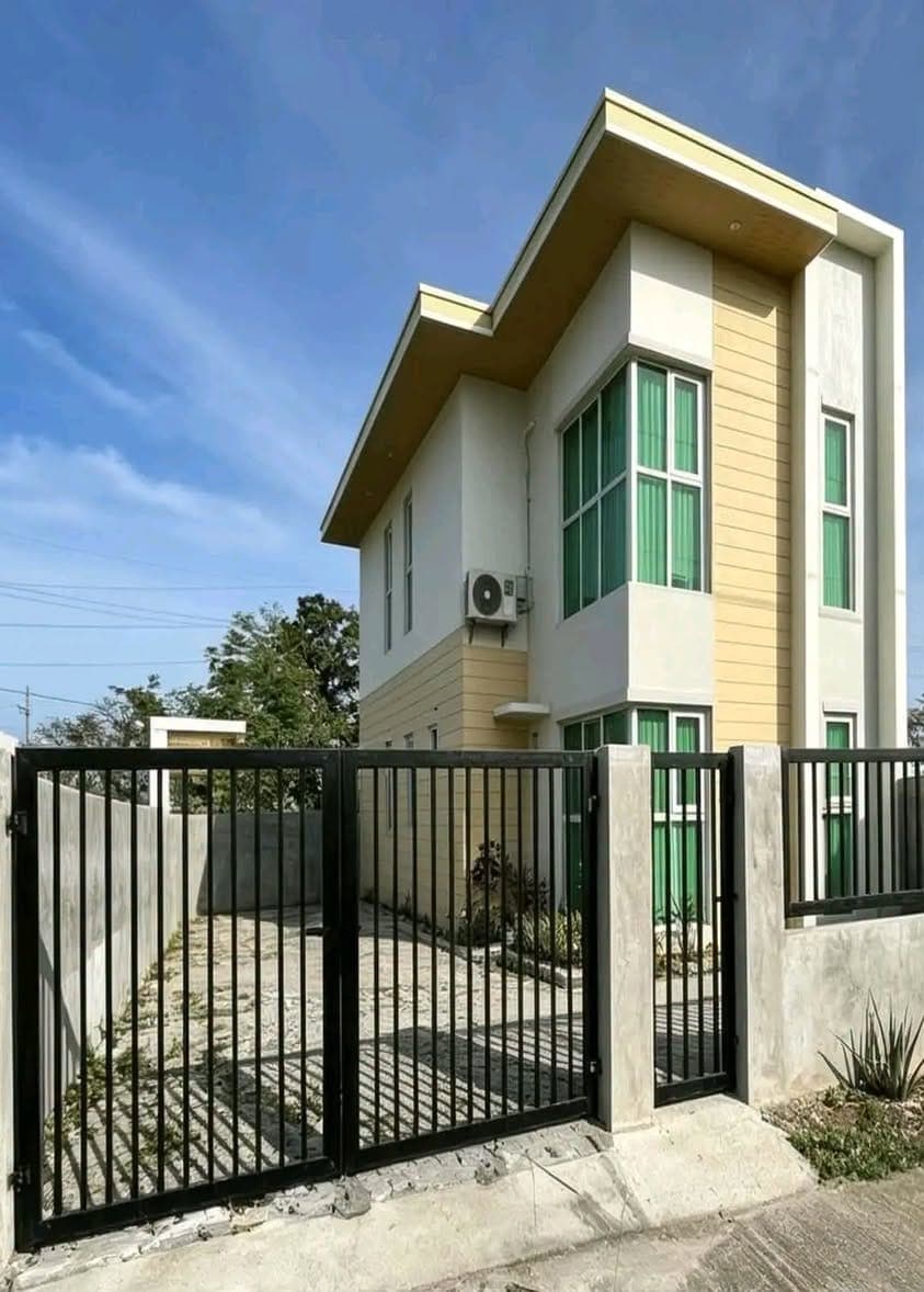 HOUSE FOR RENT – Relatively New Family Home 🏡 - photo 3