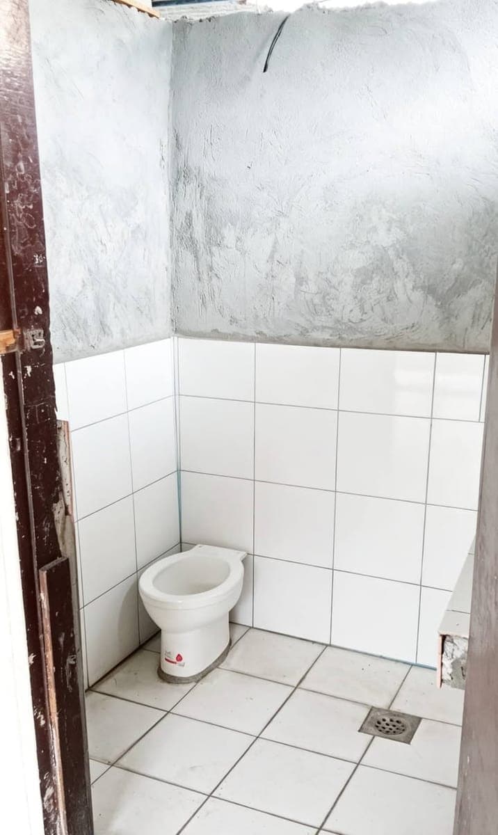 FOR RENT: COMMMERCIAL SPACE IN POBLACION, MUNTINLUPA - photo 2