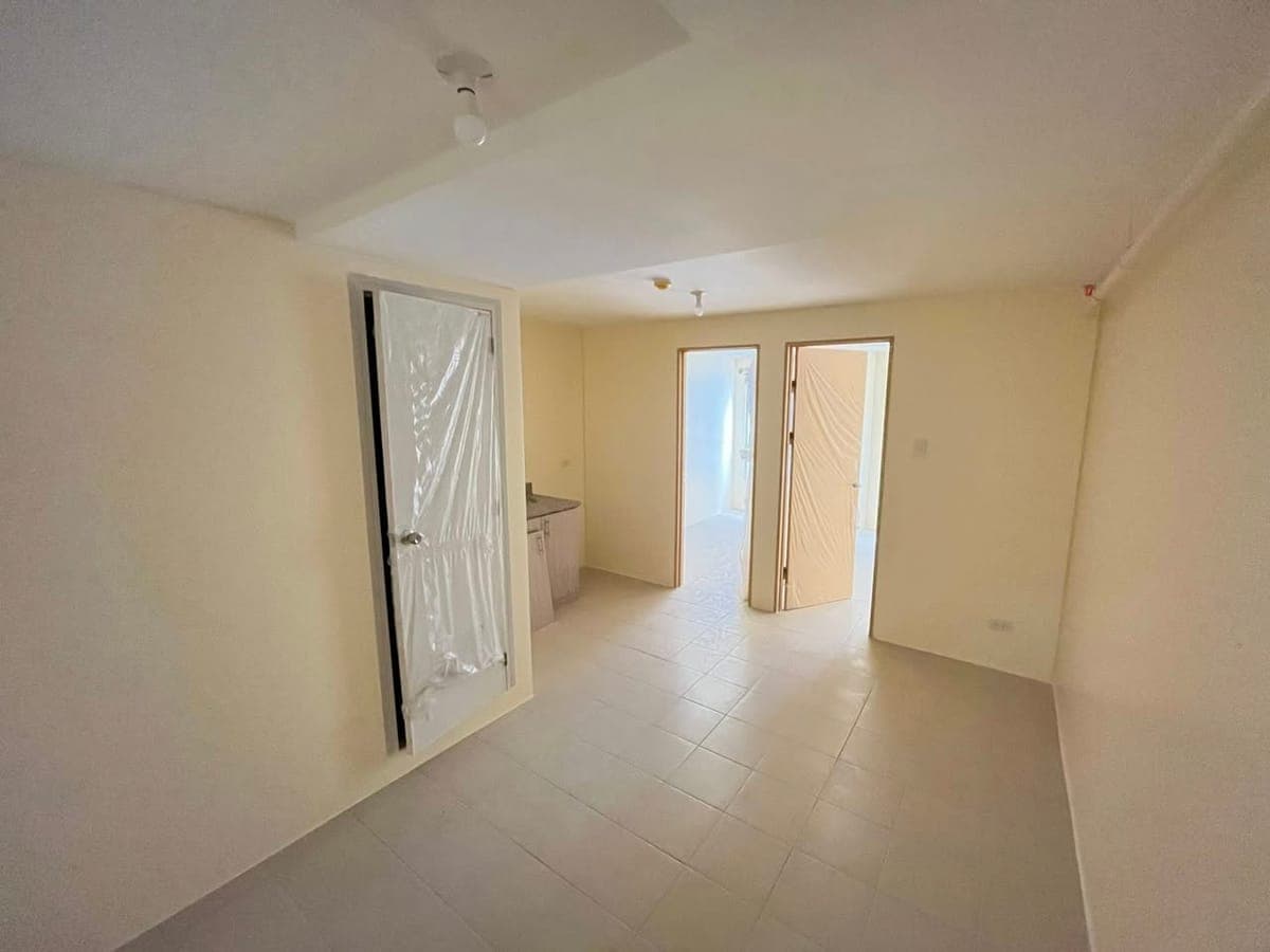 P15K monthly rent! - photo 1