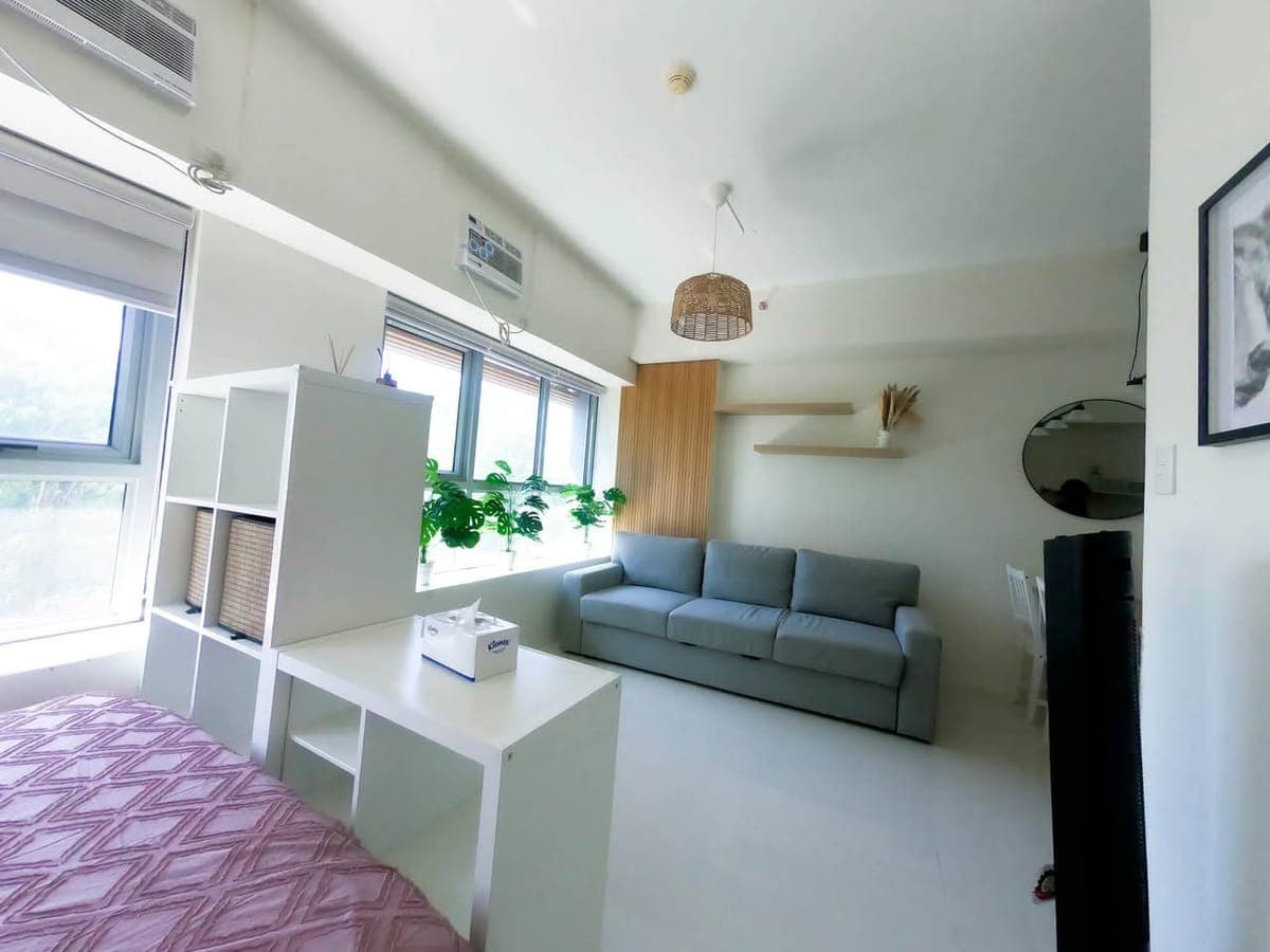 NEW condo unit is looking for its FIRST tenant/s at The Burbank tower of The Levels. - photo 2