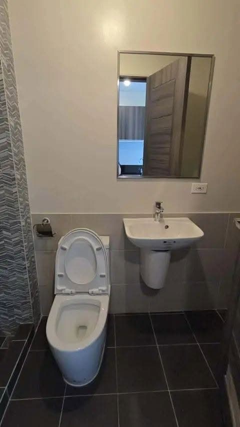 𝐅𝐎𝐑 𝐑𝐄𝐍𝐓: Bare Studio Unit at RLC Cirrus Residences, Bridgetowne, Pasig City - photo 3