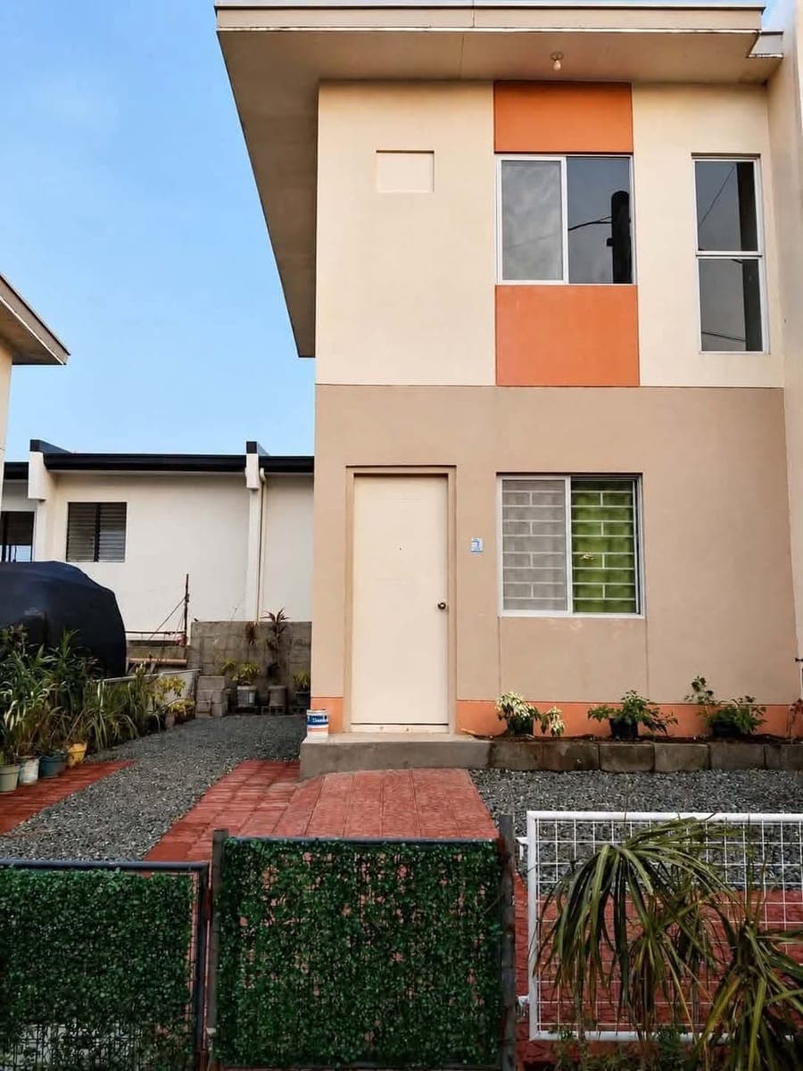 🏡 HOUSE FOR RENT – CORNER UNIT 🏡 - photo 2