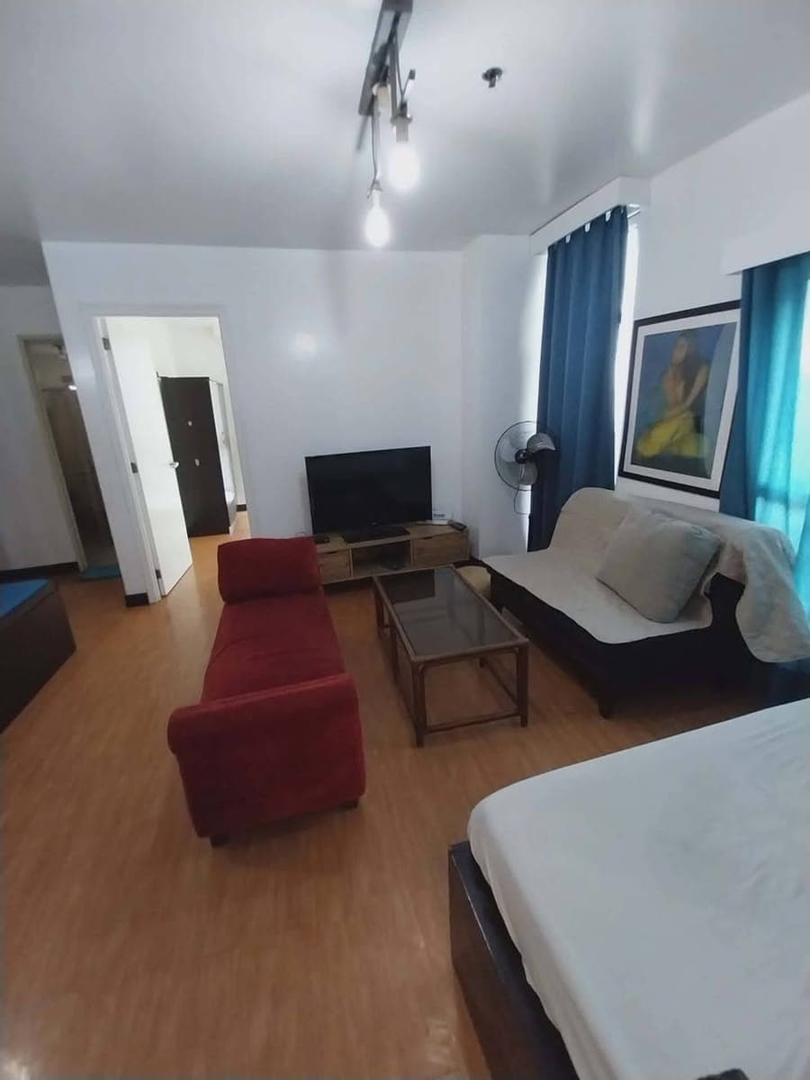 CONDO FOR RENT - photo 2