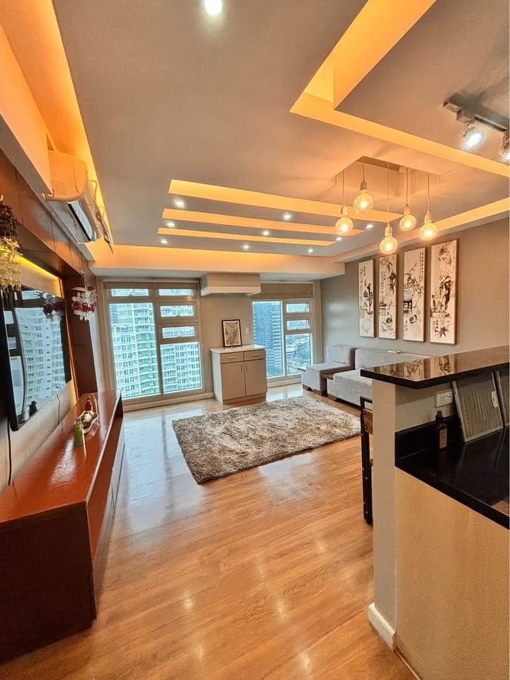 1BR Fully furnished Condo for RENT in Solinea Tower 1, Cebu Business Park - photo 1