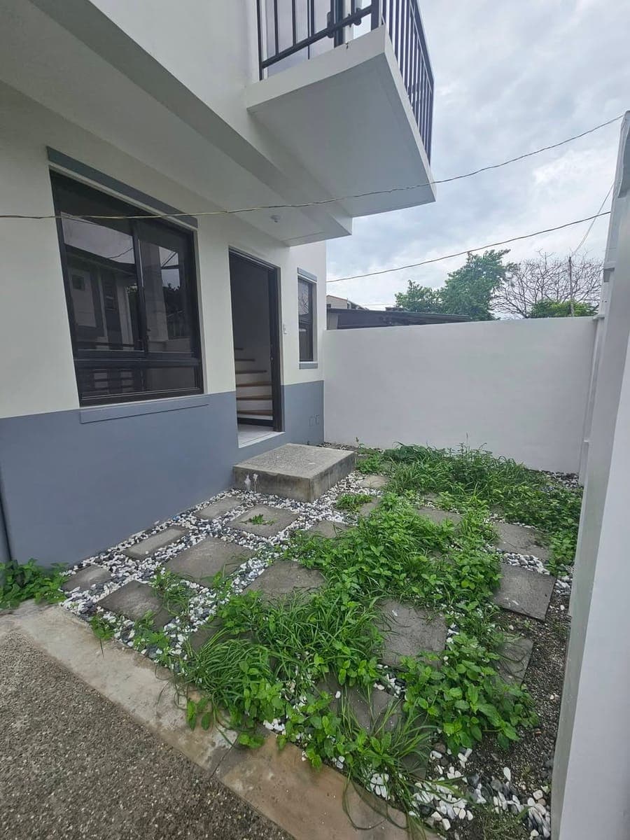 For Rent: 2 Storey House - photo 5