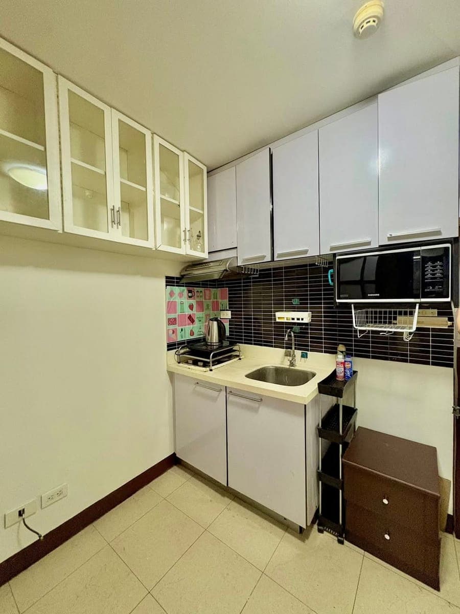 FOR RENT ONE BEDROOM UNIT - photo 1