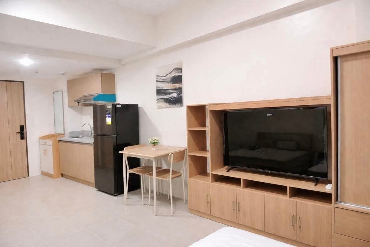 🏙️ For Rent: Studio Unit - photo 3