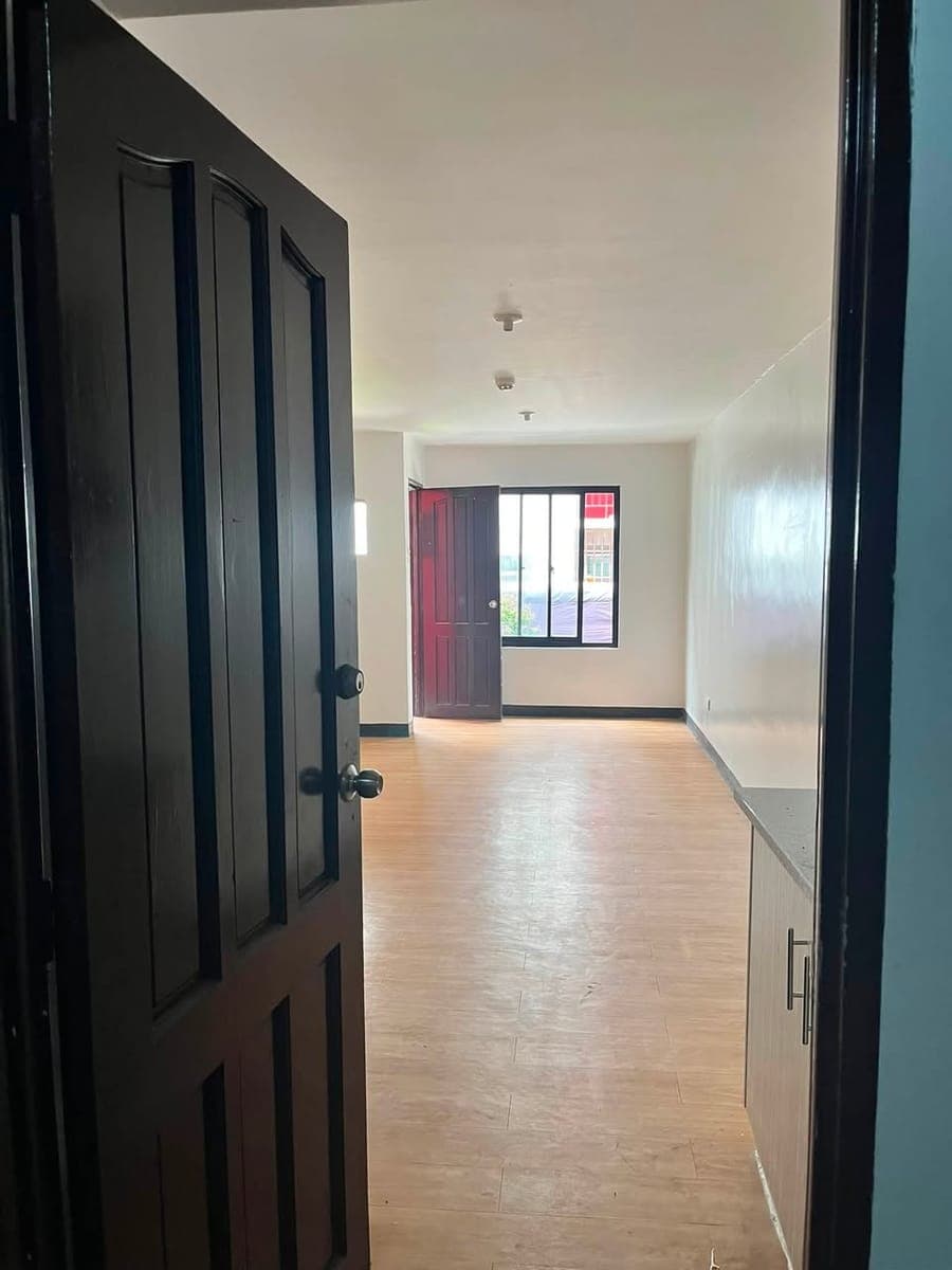 FOR RENT - photo 2