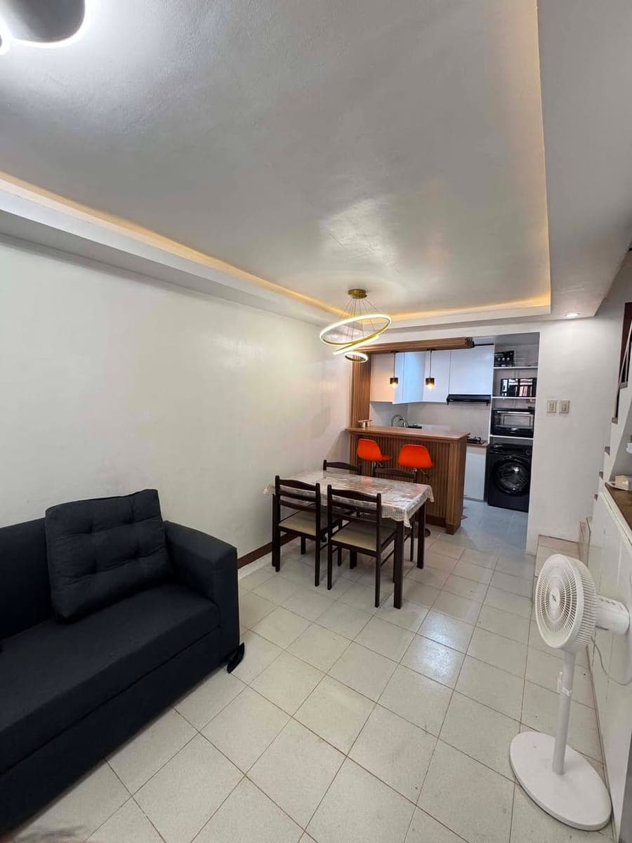 NEWLY RENOVATED 2BR FURNISHED TOWNHOUSE FOR RENT - photo 4