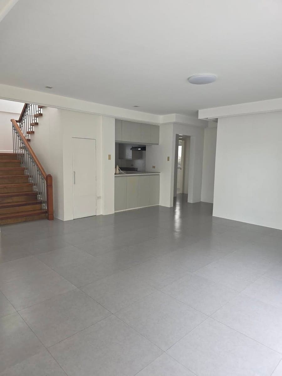 HOUSE FOR RENT - photo 3