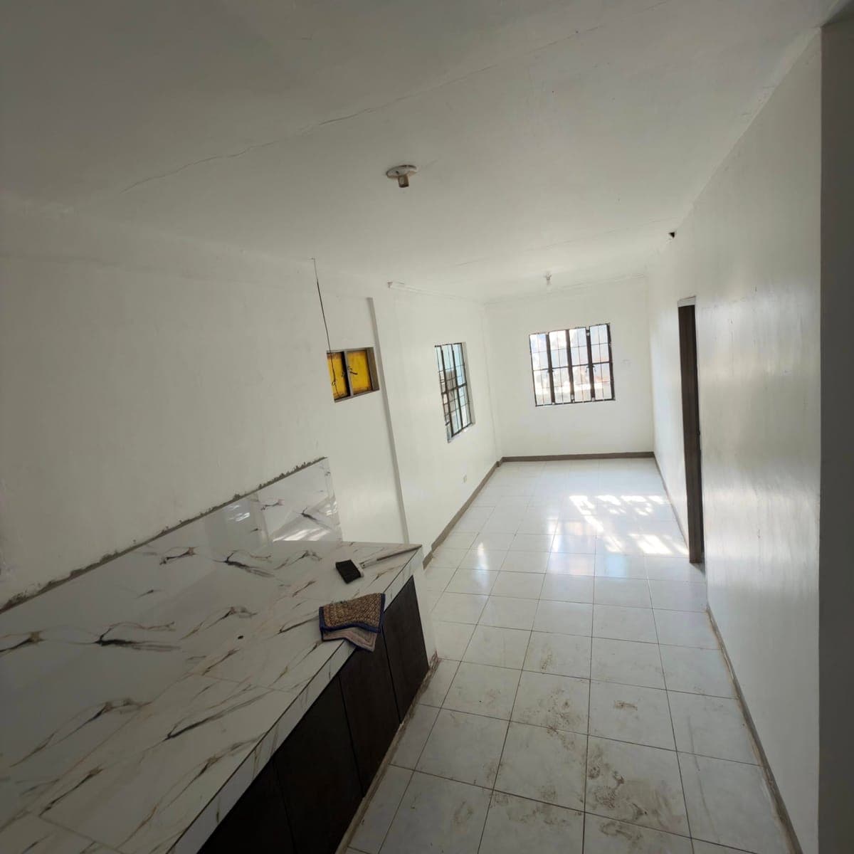 Last 2 Unit for rent - photo 4