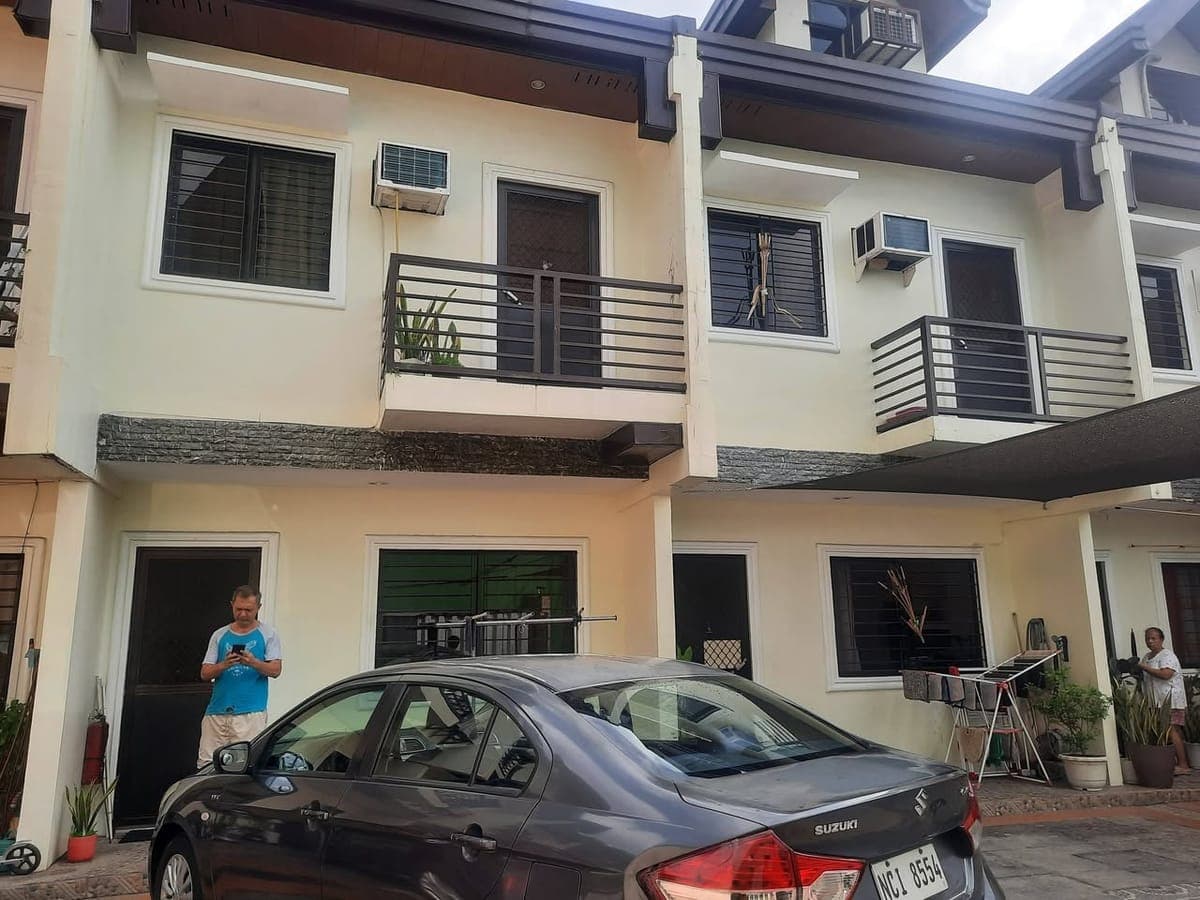 📍FOR RENT: 2 Bedroom Town House with Attic in Masinag Antipolo (25k)📍 - photo 3