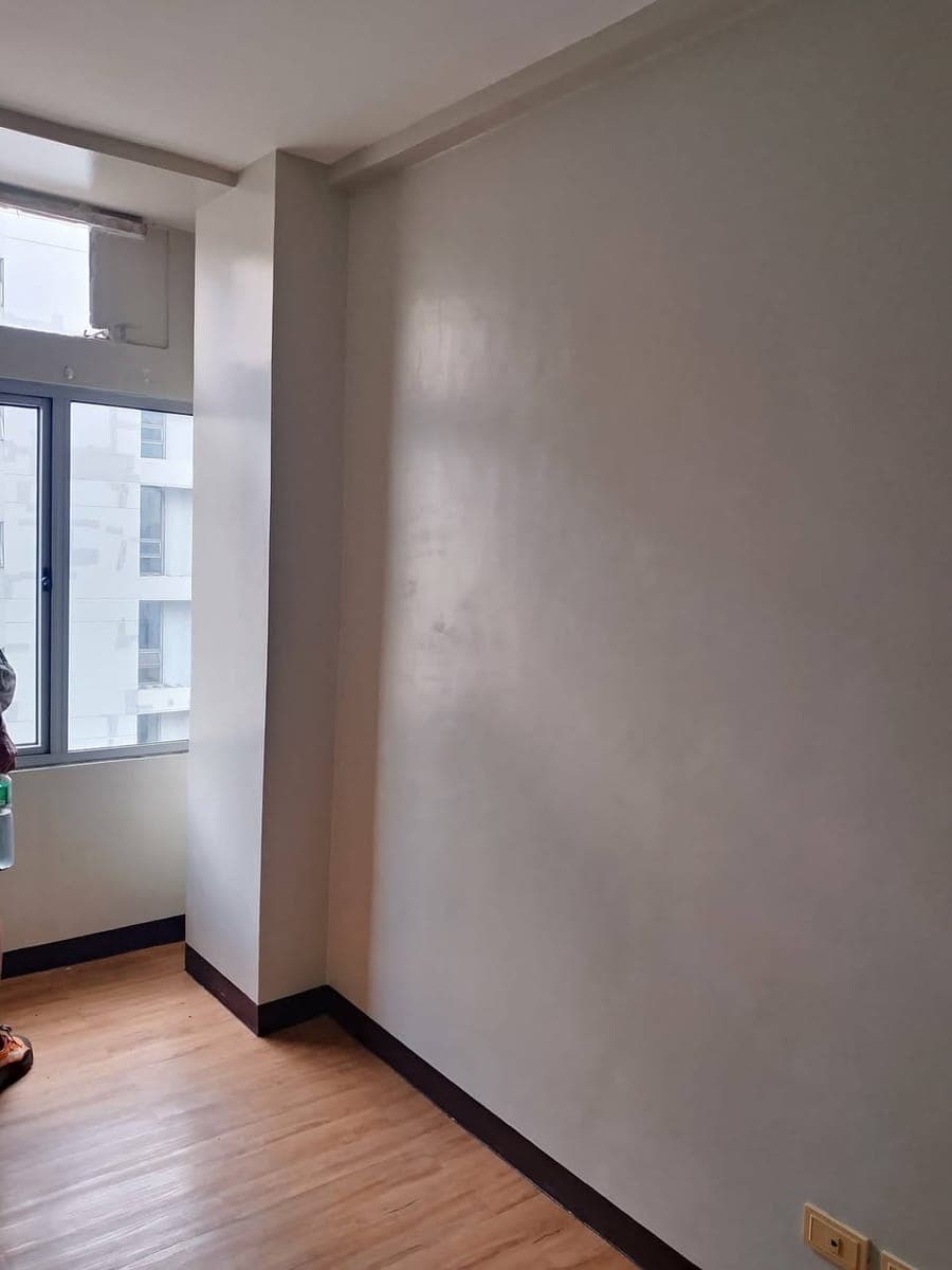 CONDO FOR RENT - photo 2