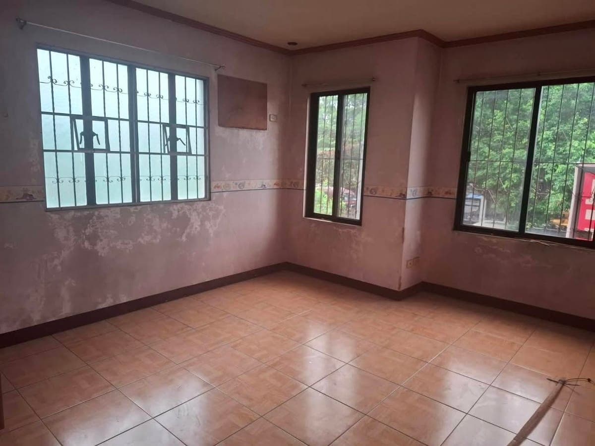 > *FOR RENT/LEASE BAHAY NA MALUWAG AT SULIT NA LOCATION, MALAPIT SA LAHAT!!! - photo 3