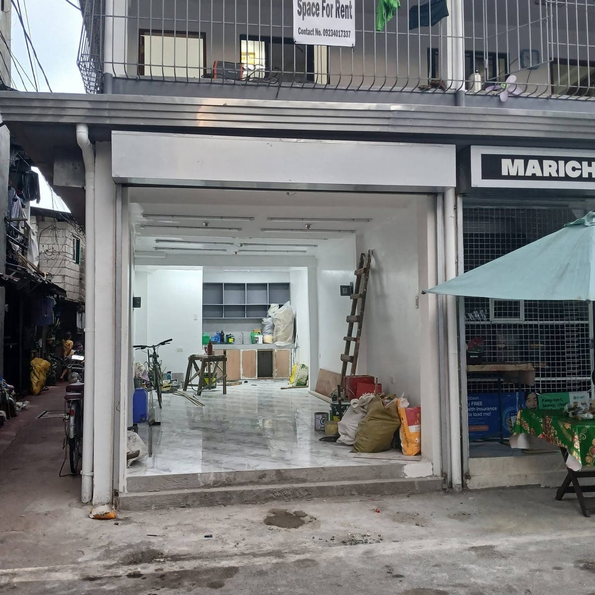 For rent 1 unit business space. - photo 1