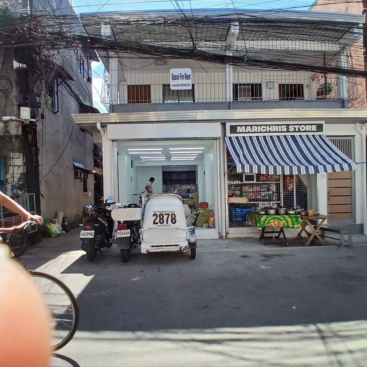 For rent 1 unit business space. - photo 2