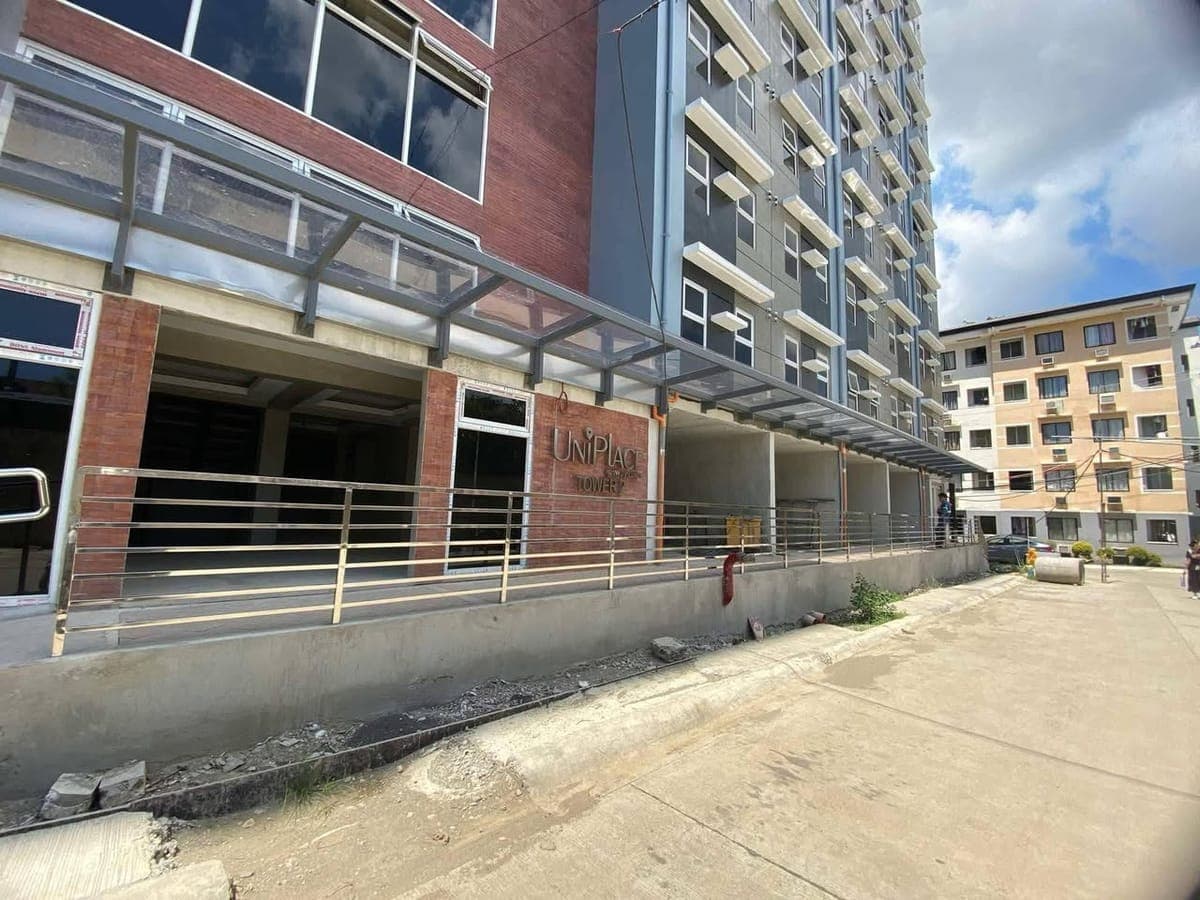 Available Bedspacer at Uniplace Condominium located at Sambag 2 Urgello Cebu - photo 1