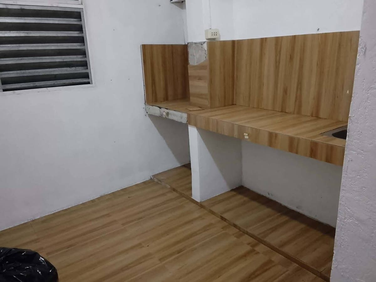 Address: Katihan Street Kappiville compound Poblacion Muntinlupa - photo 2