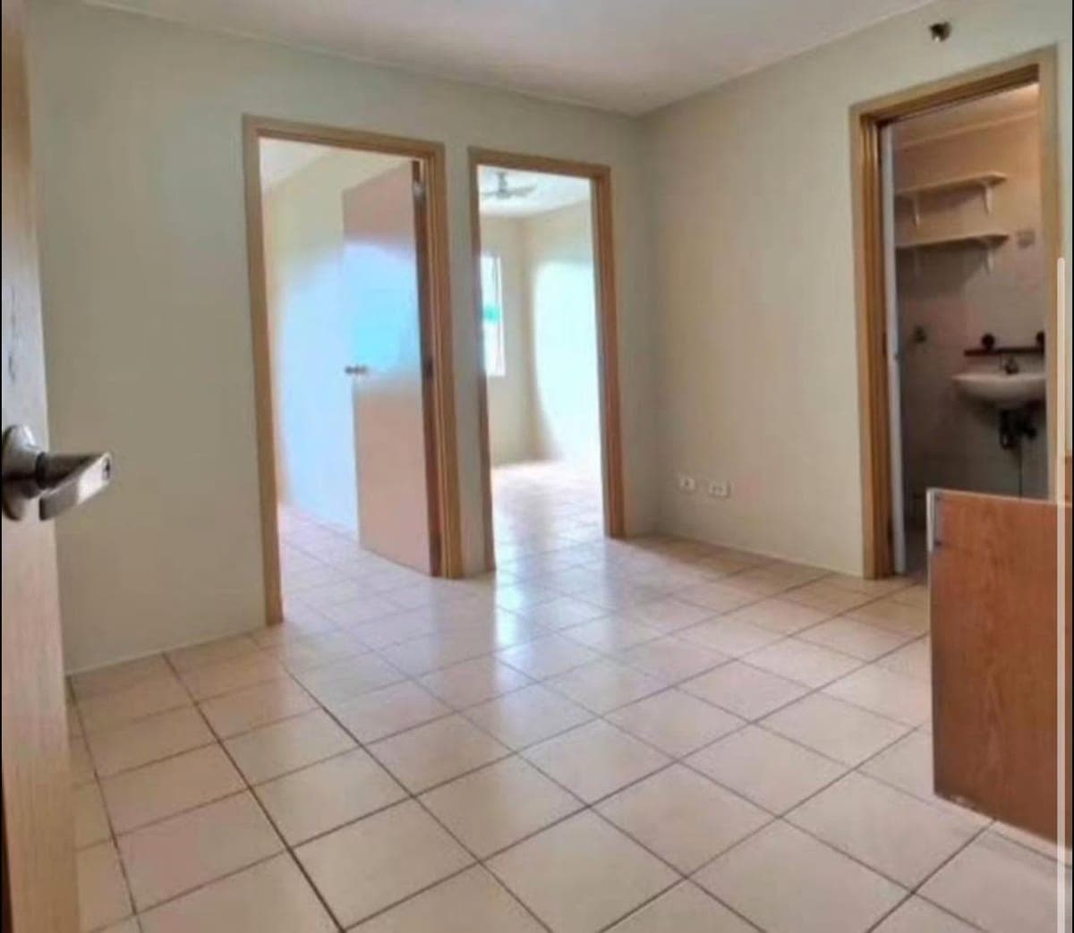 CONDO SHARE – 7k/1 SOLO BR - 5 MINS WALK TO LRT 2 SANTOLAN - photo 1