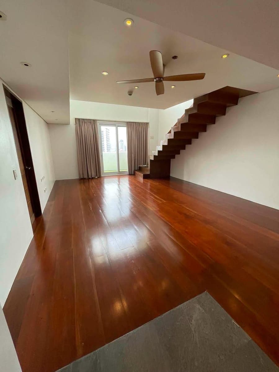 CONDO UNIT - photo 1