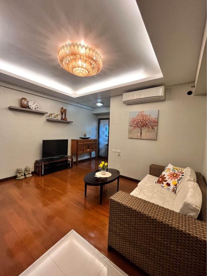 🏙️✨ 1BR Fully Furnished Condo for RENT in Avalon Condominium, Cebu Business Park - photo 2