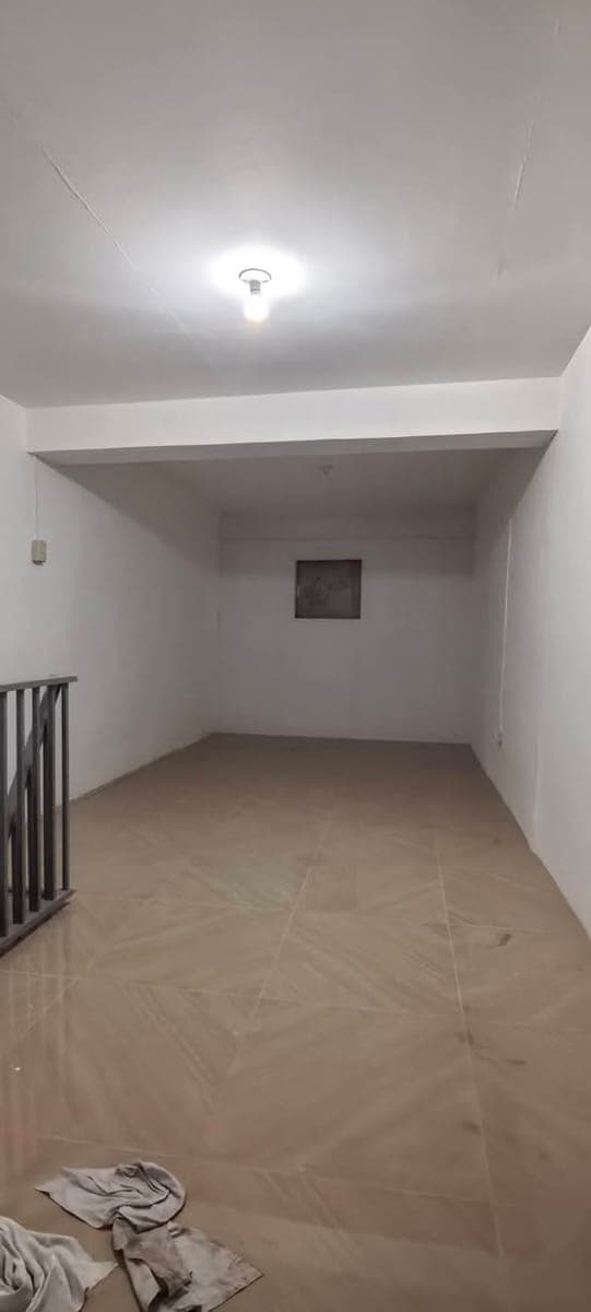 📌 AVAILABLE - photo 2