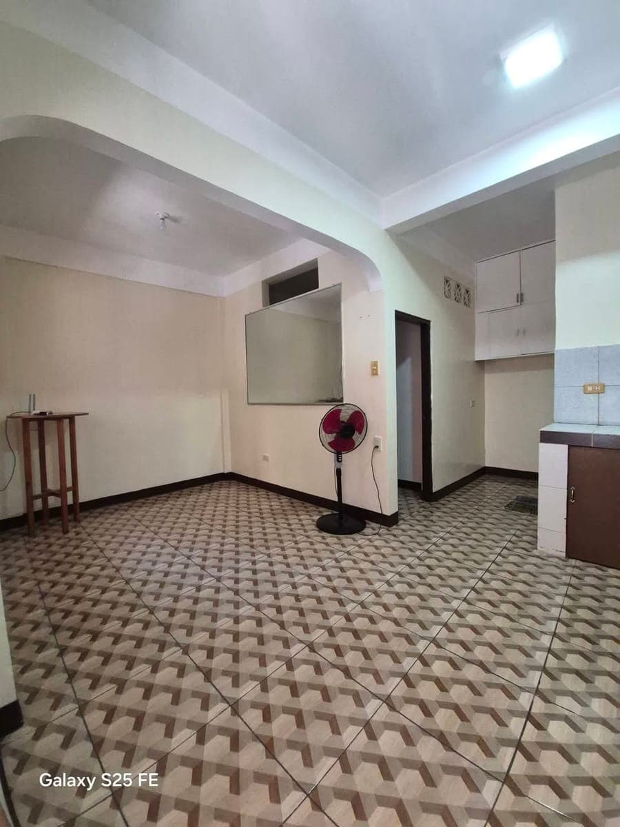 APARTMENT FOR RENT - photo 1