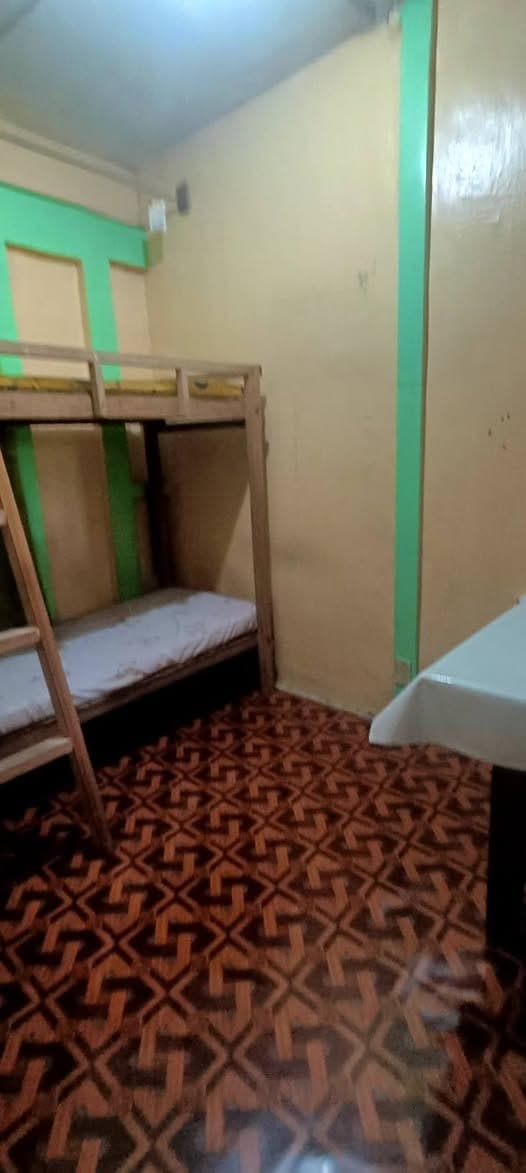 Room for rent with bunk bed.. - photo 1