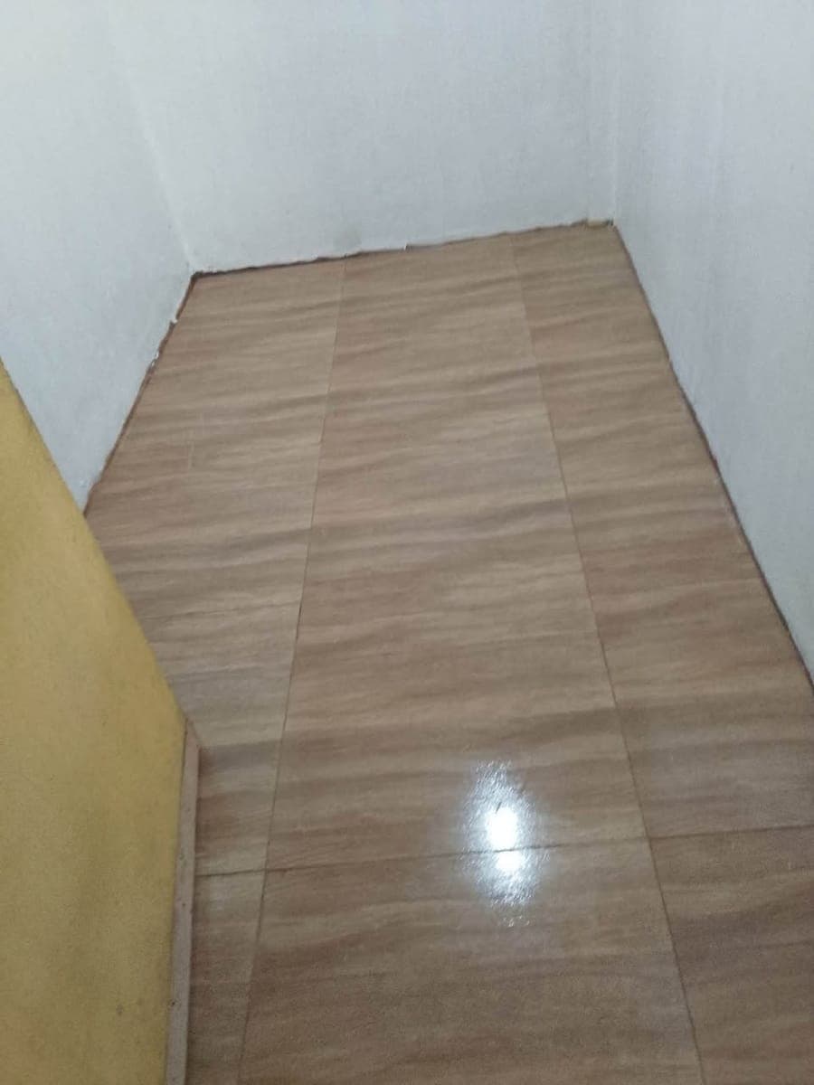 Apartment for rent 2 room own CR at lababu own kontador sa meralco at meter sa tubig., 7500 ang upa... - photo 1
