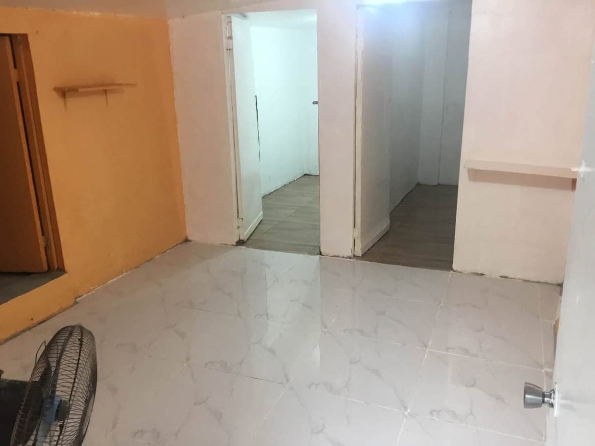 Apartment for rent 2 room own CR at lababu own kontador sa meralco at meter sa tubig., 7500 ang upa... - photo 5