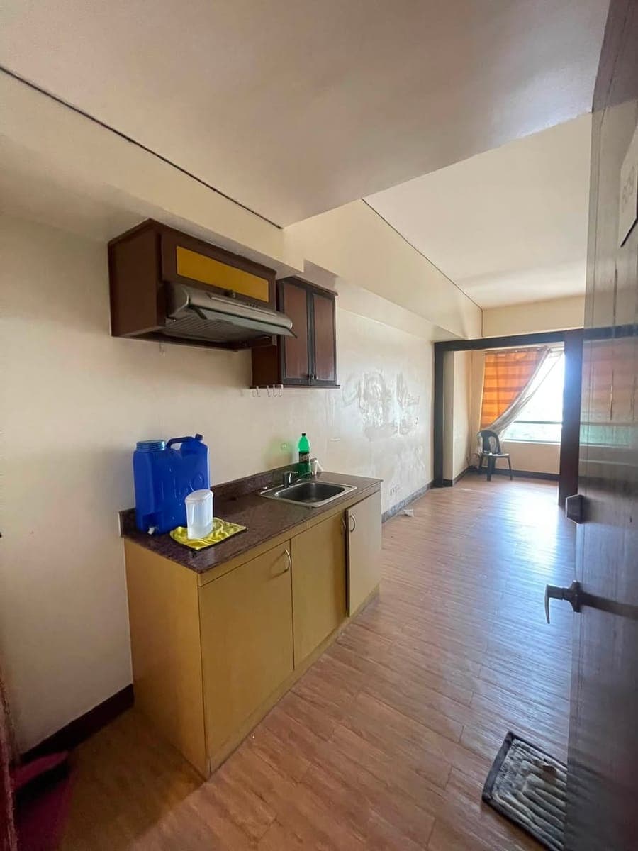 CONDO FOR RENT - photo 1