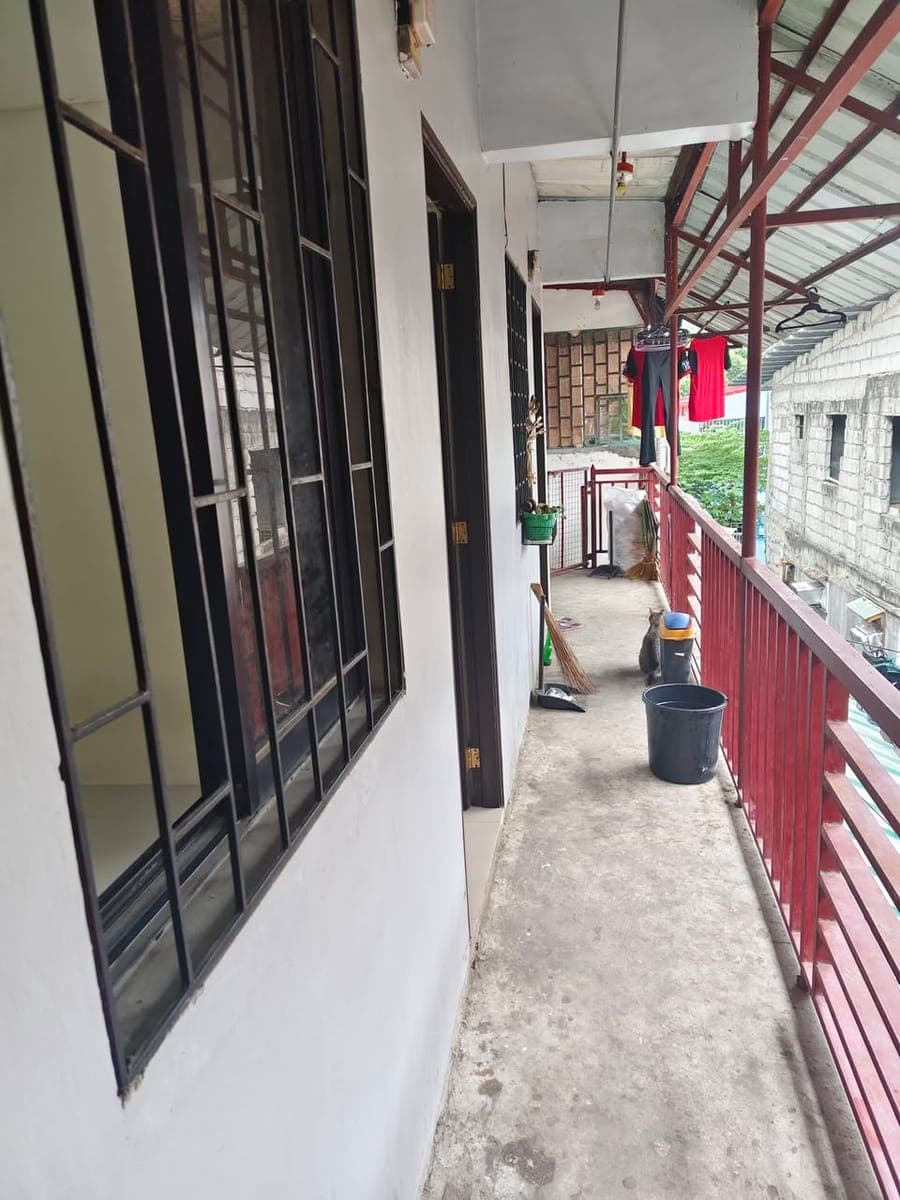 Available apartment for rent studio type 19 hyacinth South green hieghts Brgy putatan muntinlupa cit... - photo 4