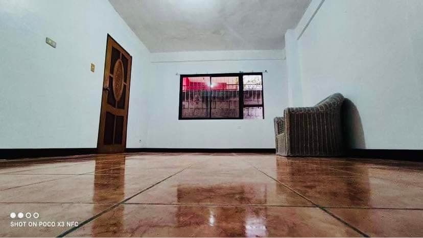 Apartment For Rent 2BR w/ Rooftop Near Marikina Bayan - photo 2