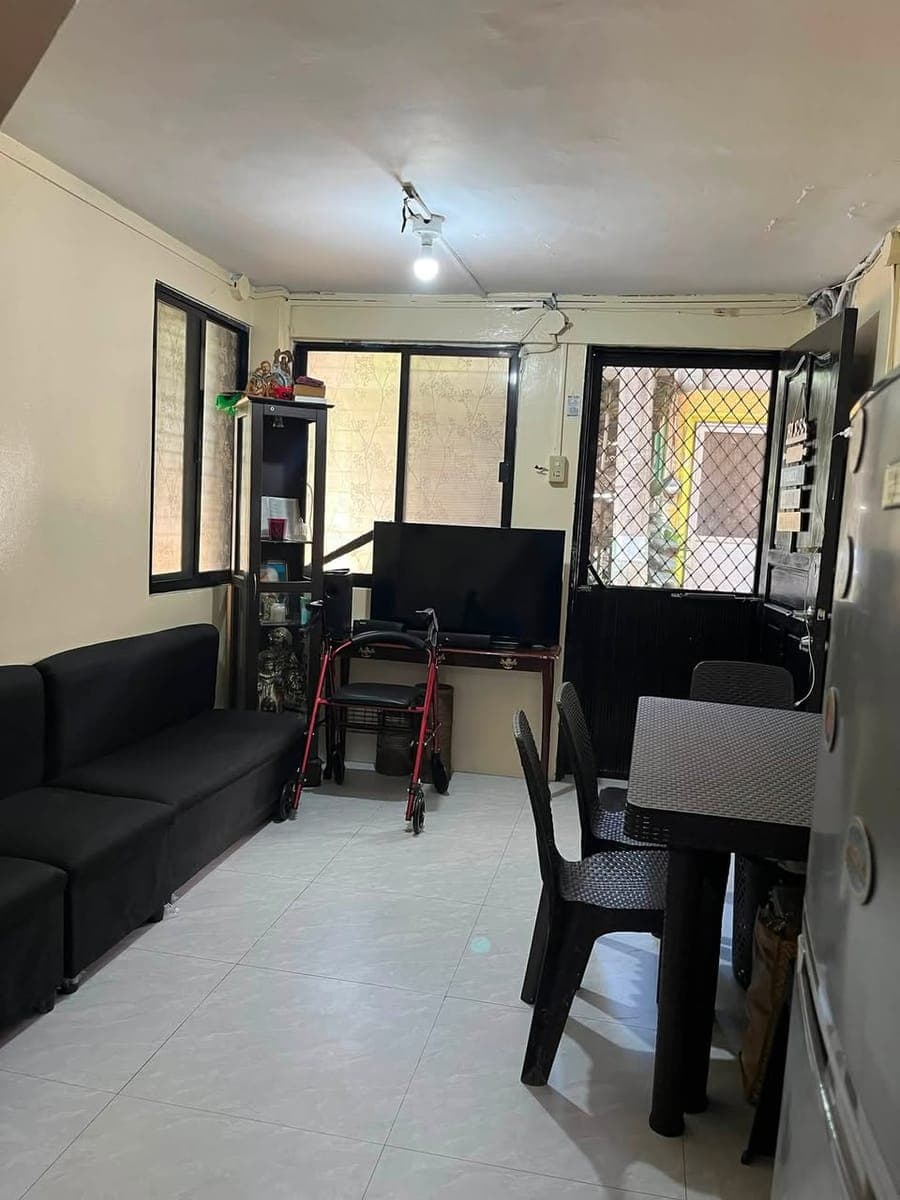 FOR RENT – blk 22, lot 7,  Saint Peter Street, Camancho phase 1, Nangka, Marikina City 🏠 - photo 1