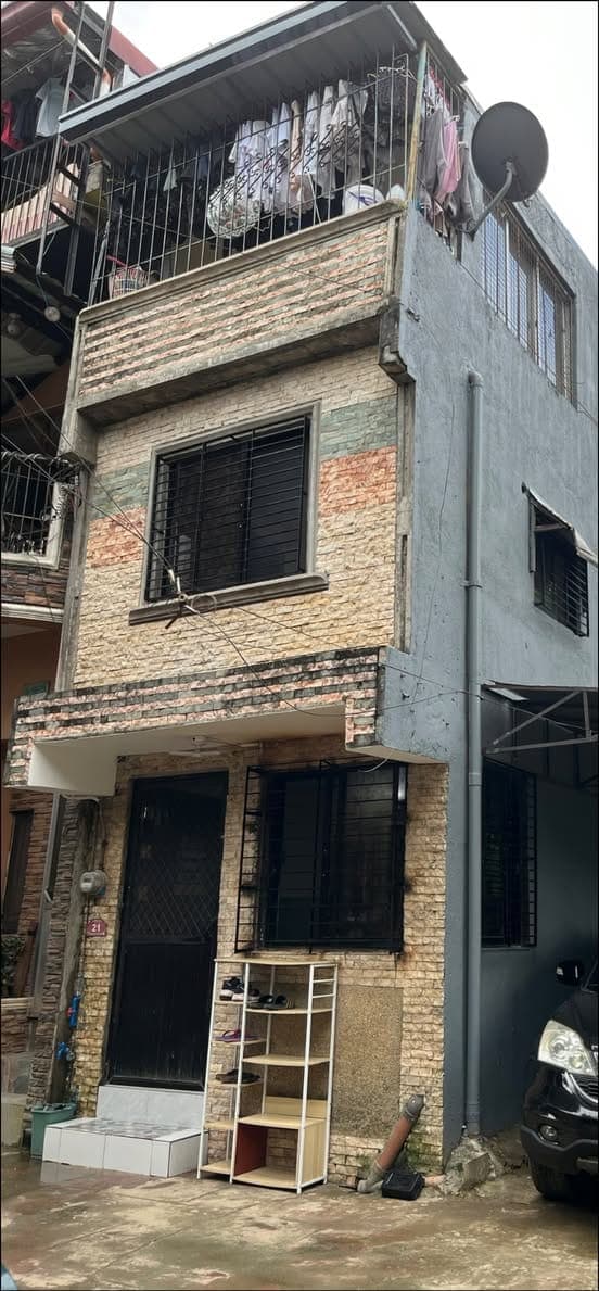 FOR RENT – blk 22, lot 7,  Saint Peter Street, Camancho phase 1, Nangka, Marikina City 🏠 - photo 4