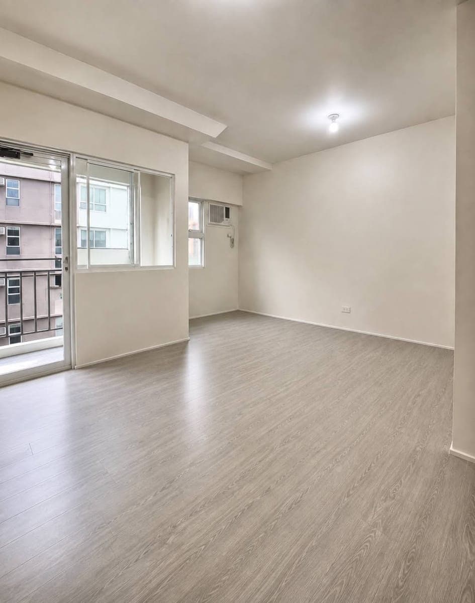 FOR RENT – AMAIA STEPS ALABANG - photo 1