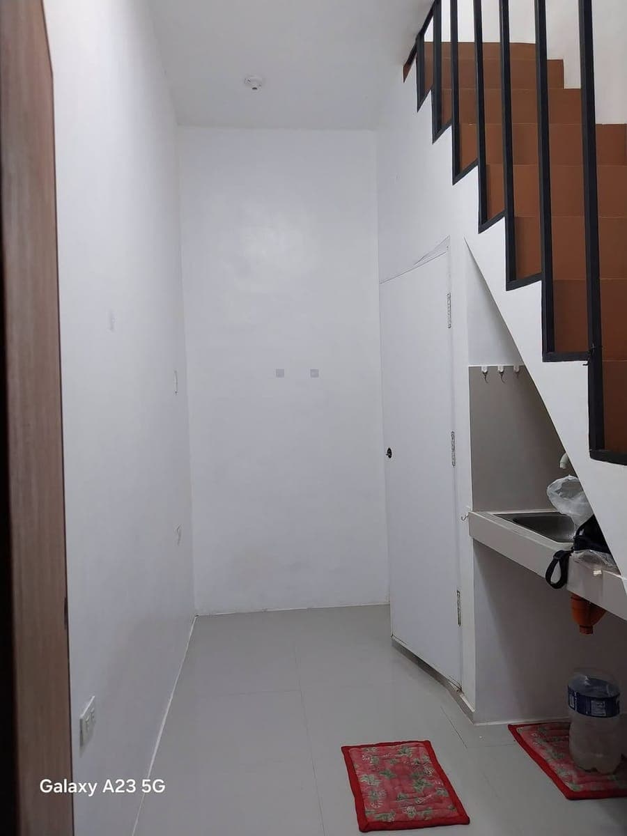 House for rent - photo 1