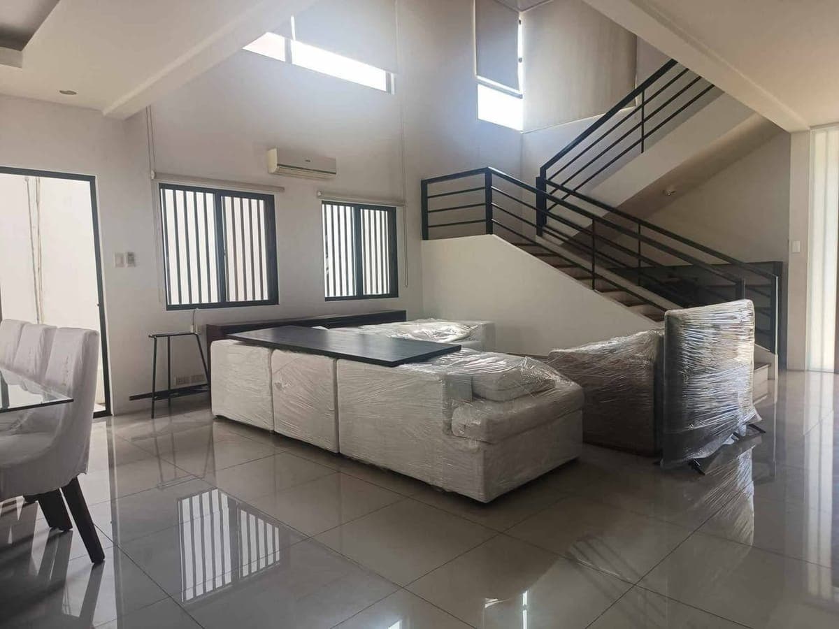 🏠WITH SOLAR HOUSE FOR RENT IN BF PARAÑAQUE🏡 - photo 2